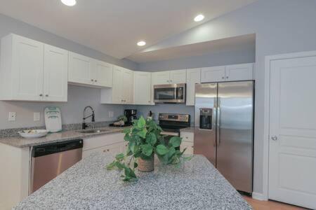 Bartram Dream House II - Bartram Beach Retreat Atlantic City Bagian luar foto